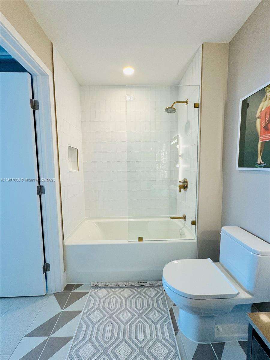 Natiivo | Gale Miami at 159 6 St, Miami, FL 33132 - For Rent photo 39