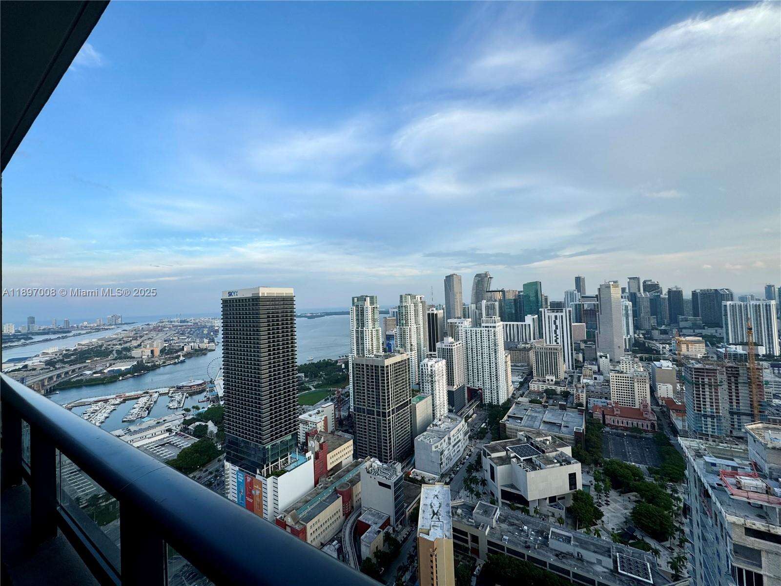 Natiivo | Gale Miami at 159 6 St, Miami, FL 33132 - For Rent photo 5