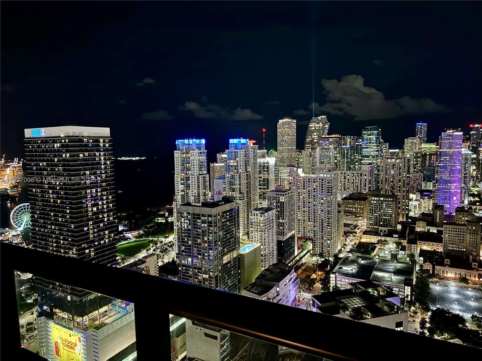 Natiivo | Gale Miami at 159 6 St, Miami, FL 33132 - For Rent photo 43