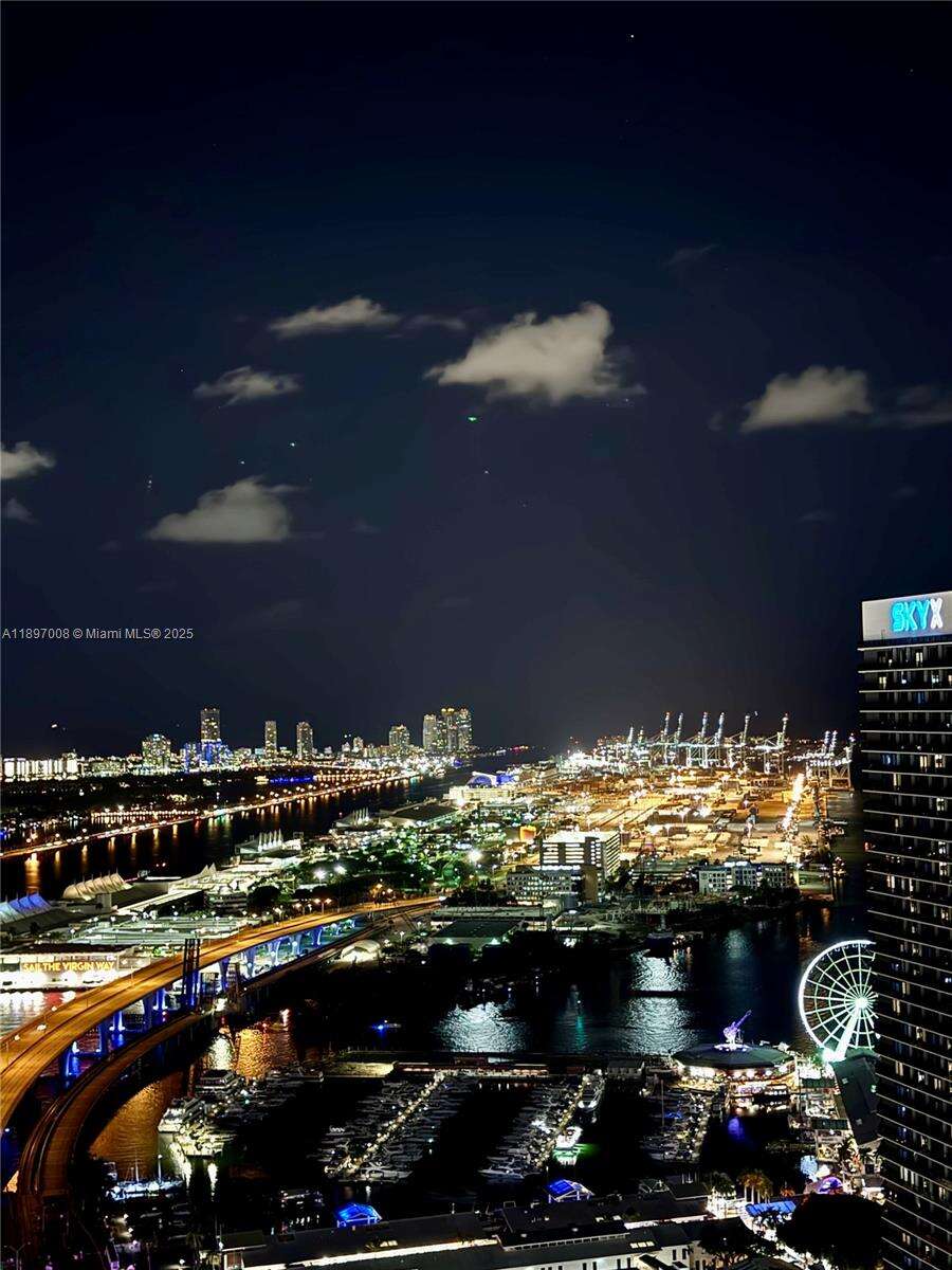 Natiivo | Gale Miami at 159 6 St, Miami, FL 33132 - For Rent photo 47