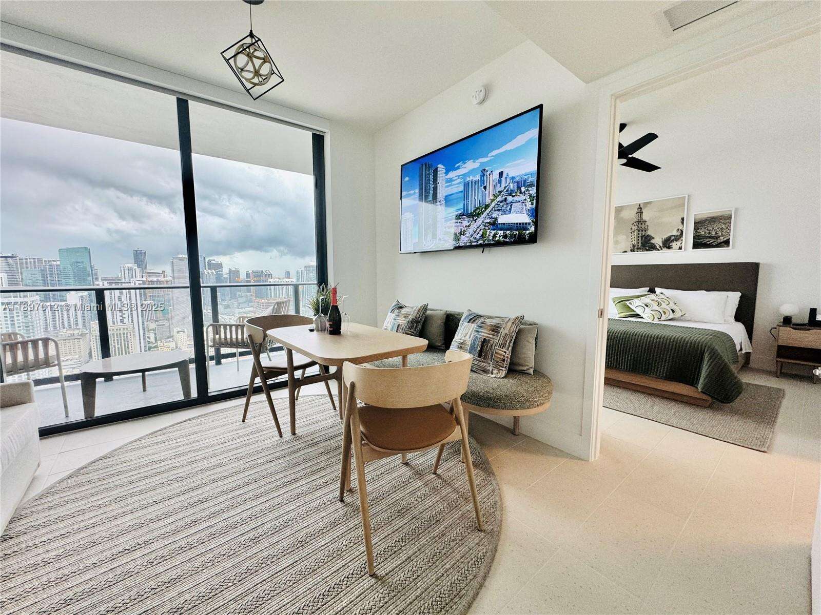 Natiivo | Gale Miami at 159 6 St, Miami, FL 33132 - For Rent photo 9