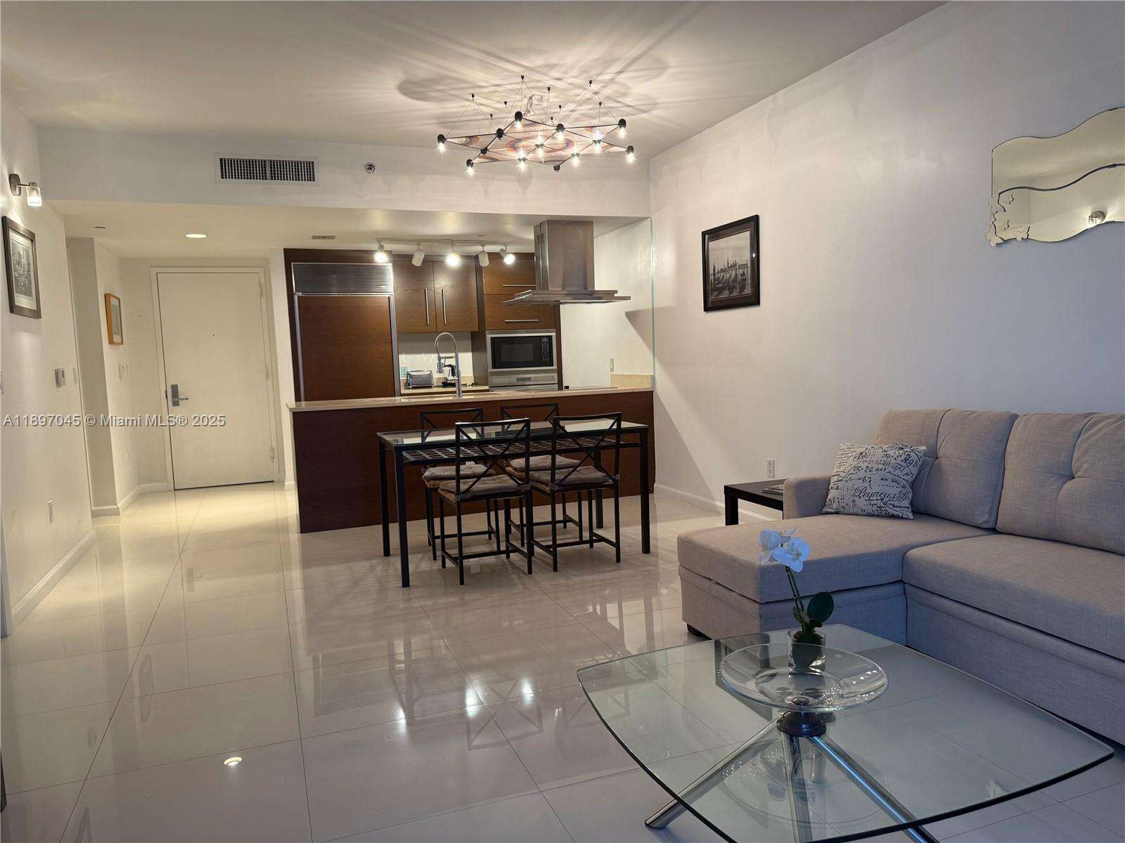 Icon Brickell 3 at 485 Brickell Ave, Miami, FL 33131 - For Rent photo 8