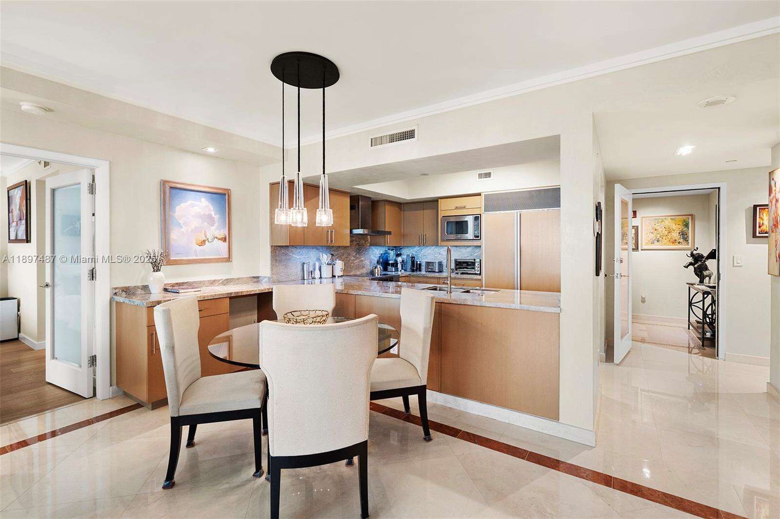 Il Villaggio at 1455 Ocean Dr, Miami Beach, FL 33139 - For Rent photo 14