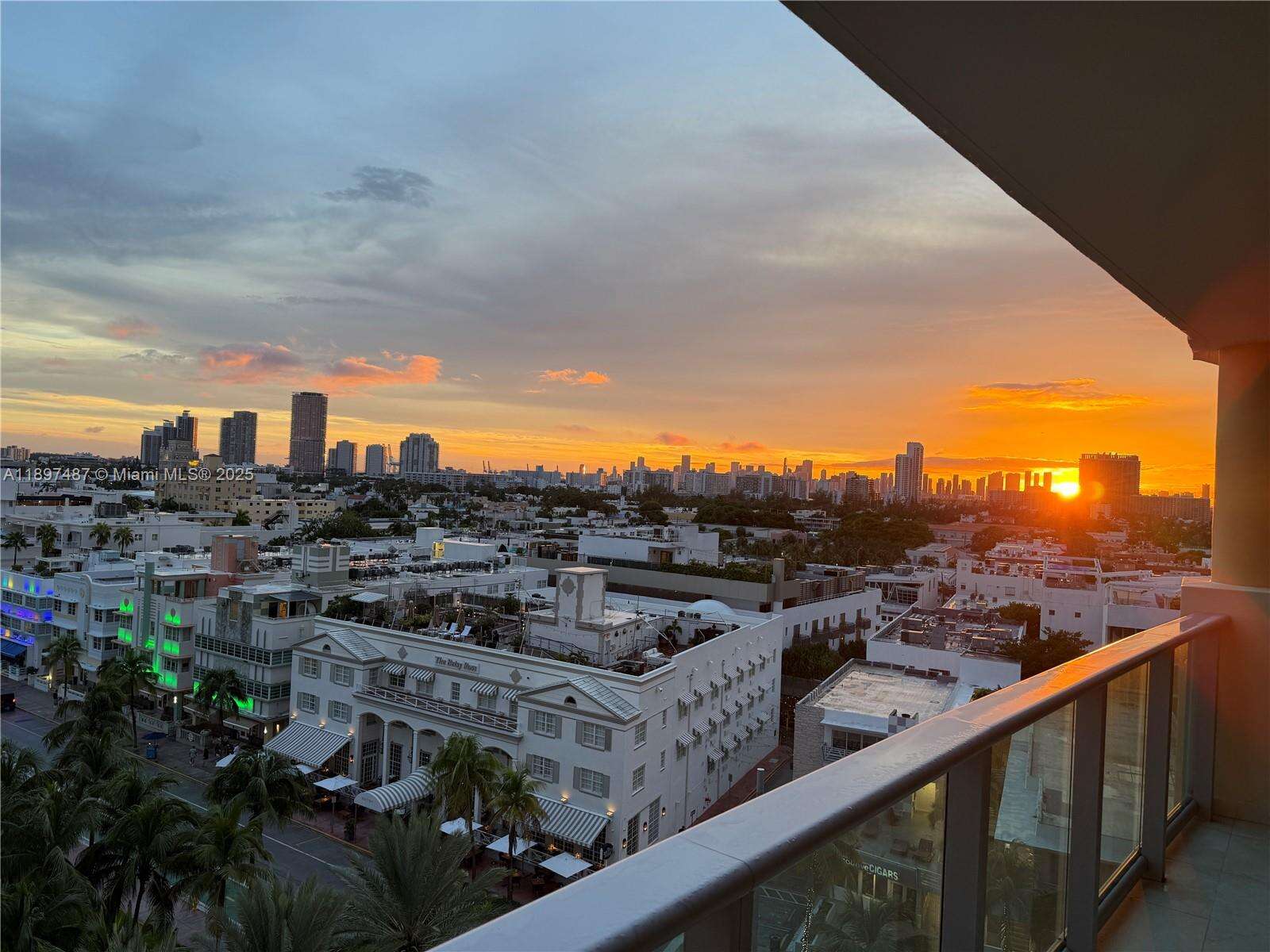 Il Villaggio at 1455 Ocean Dr, Miami Beach, FL 33139 - For Rent photo 35