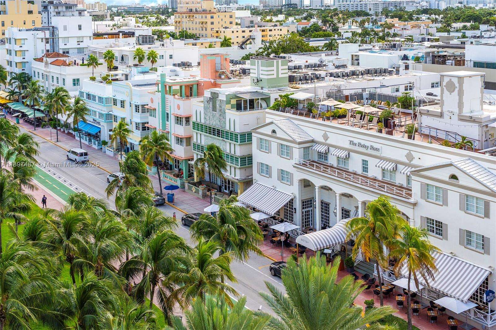 Il Villaggio at 1455 Ocean Dr, Miami Beach, FL 33139 - For Rent photo 36
