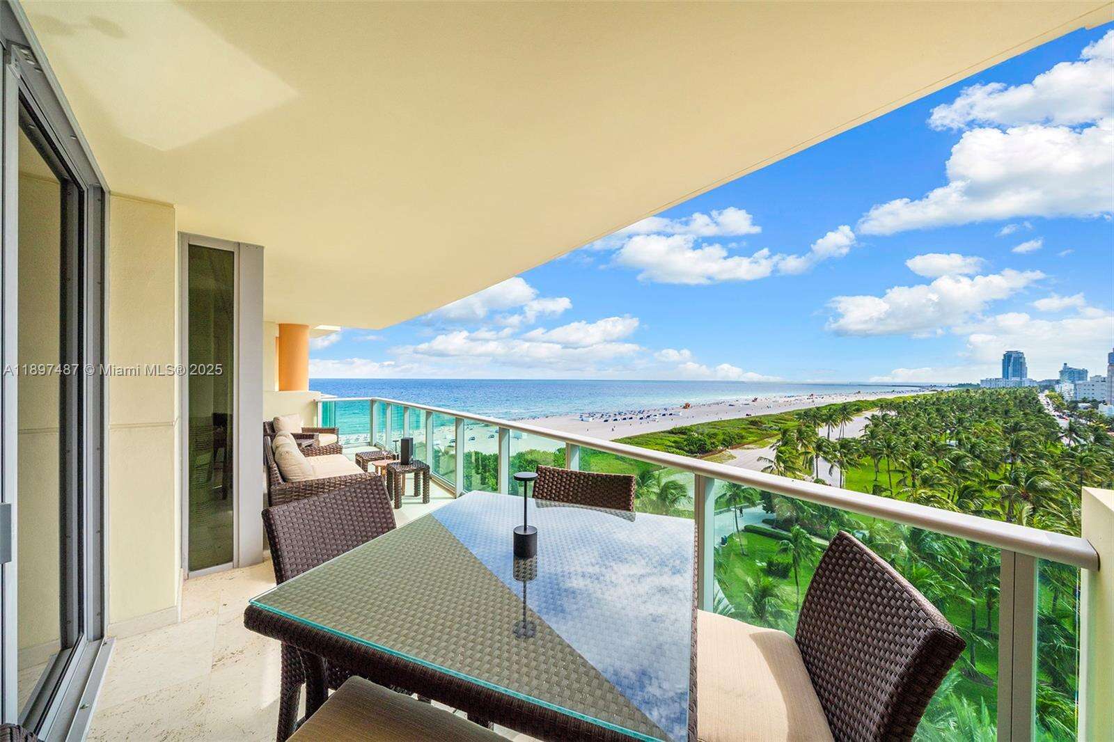 Il Villaggio at 1455 Ocean Dr, Miami Beach, FL 33139 - For Rent photo 38
