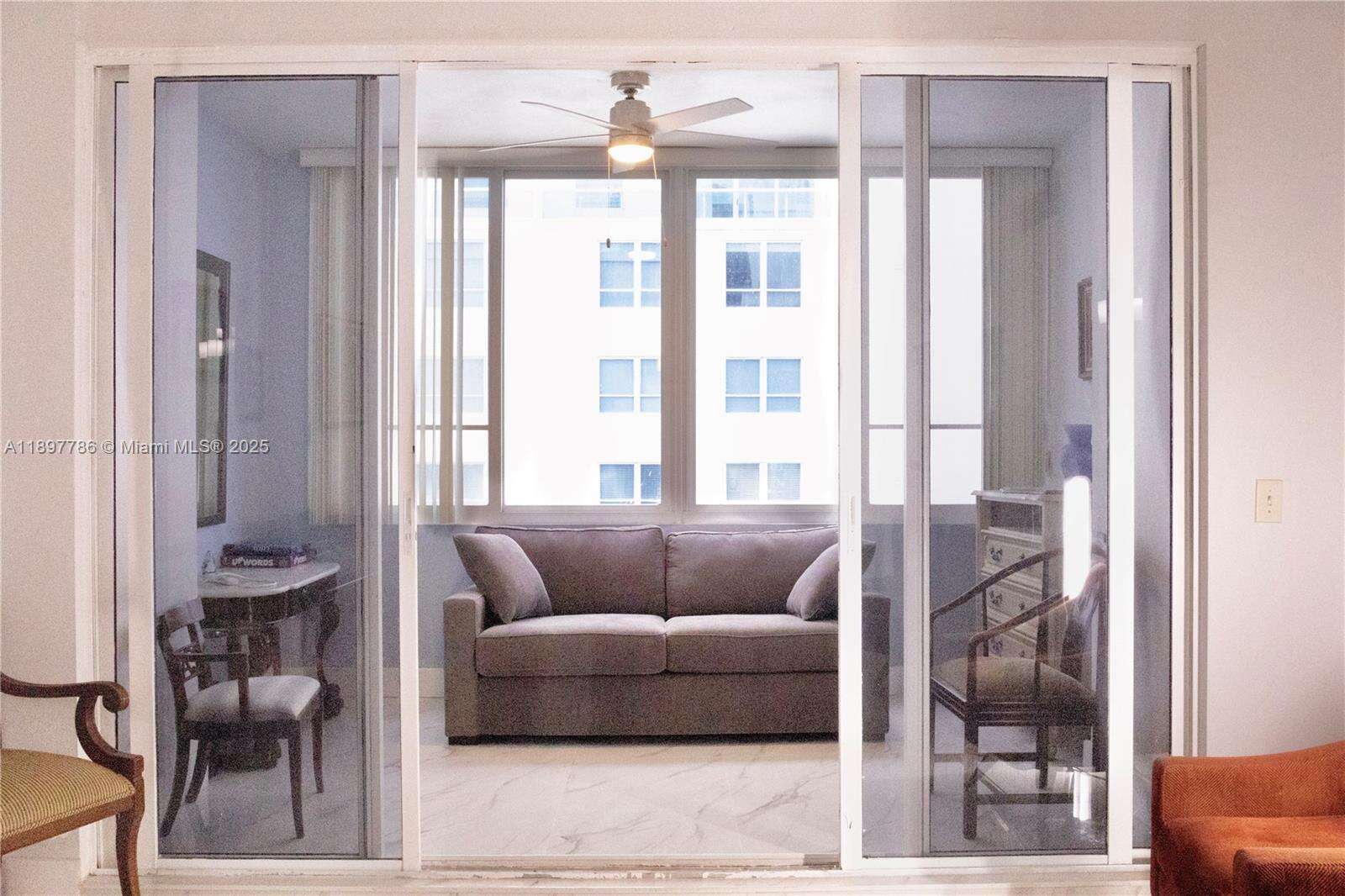 The Carriage Club North at 5005 Collins Ave, Miami Beach, FL 33140 - For Rent photo 3