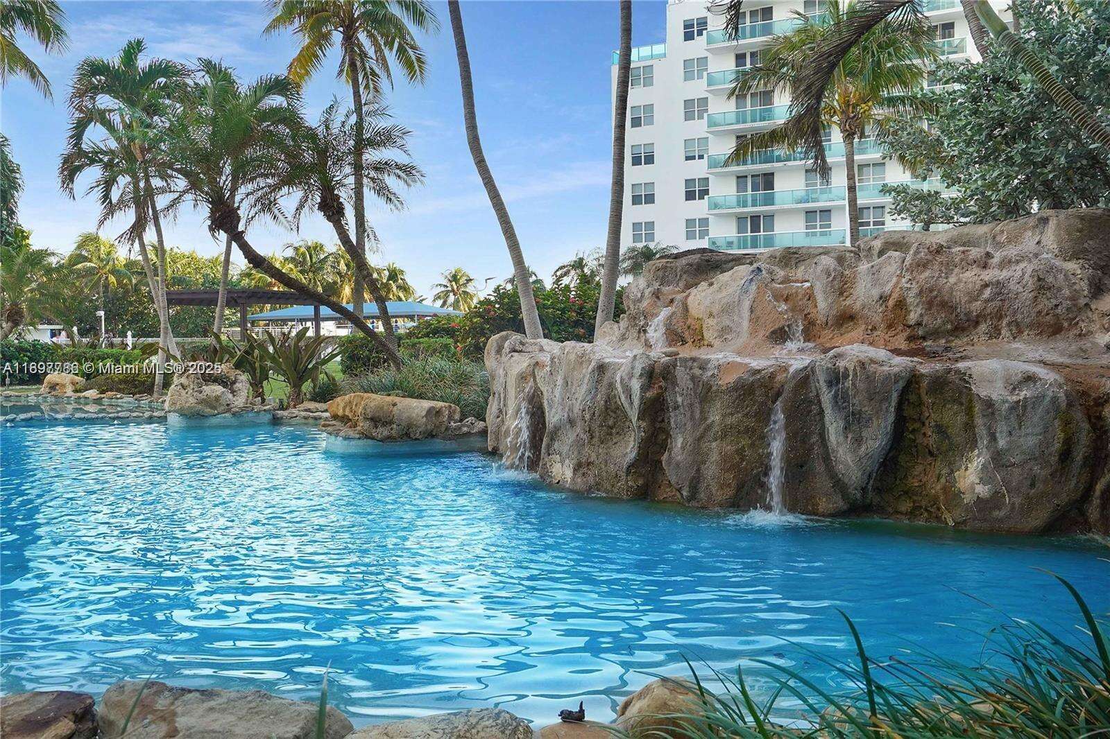 The Carriage Club North at 5005 Collins Ave, Miami Beach, FL 33140 - For Rent photo 36