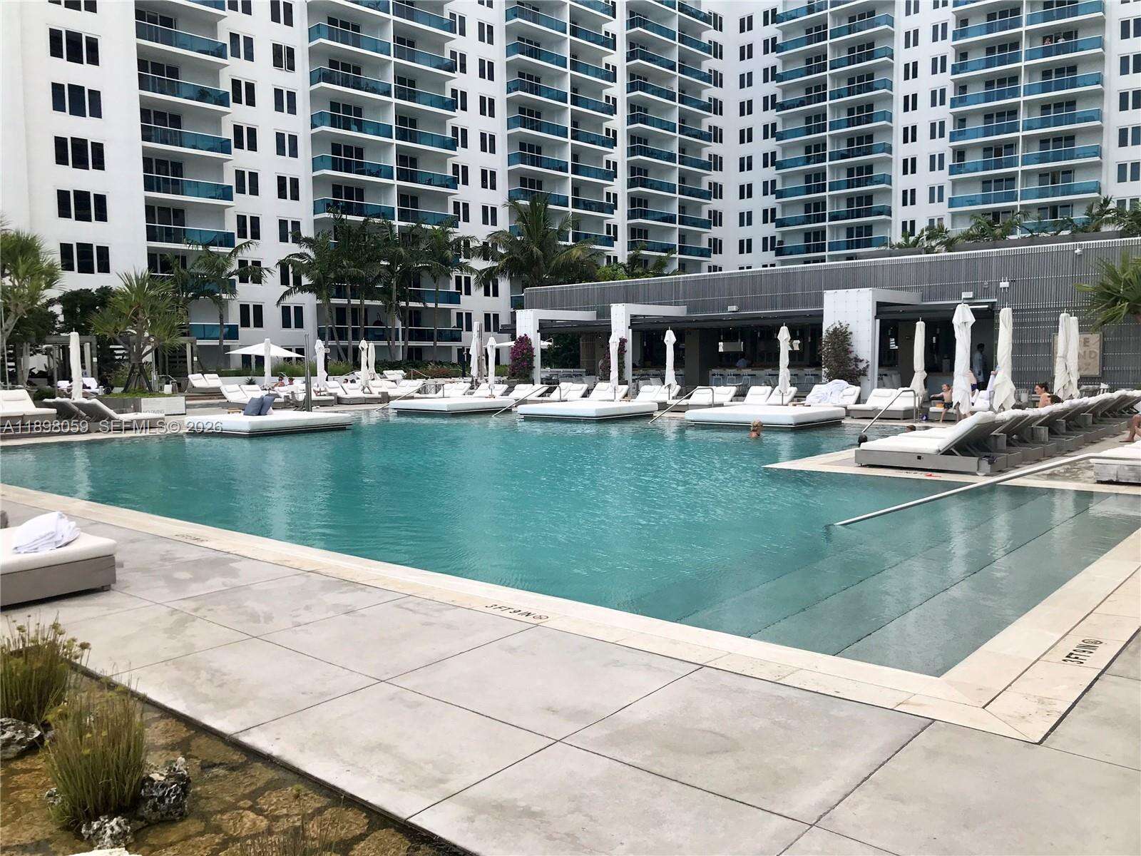 Roney Palace at 2301 Collins Ave, Miami Beach, FL 33139 - For Rent photo 17