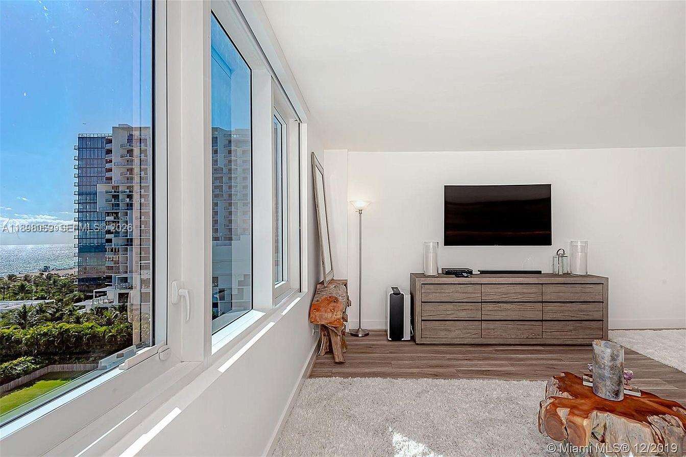 Roney Palace at 2301 Collins Ave, Miami Beach, FL 33139 - For Rent photo 5