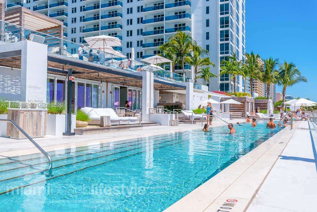 Roney Palace at 2301 Collins Ave, Miami Beach, FL 33139 - For Rent photo 9