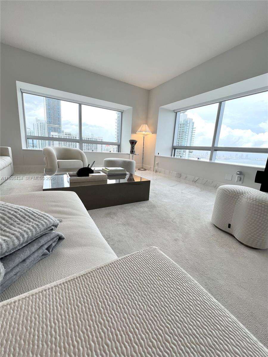 Four Seasons Residences at 1435 Brickell Ave, Miami, FL 33131 - For Rent photo 3