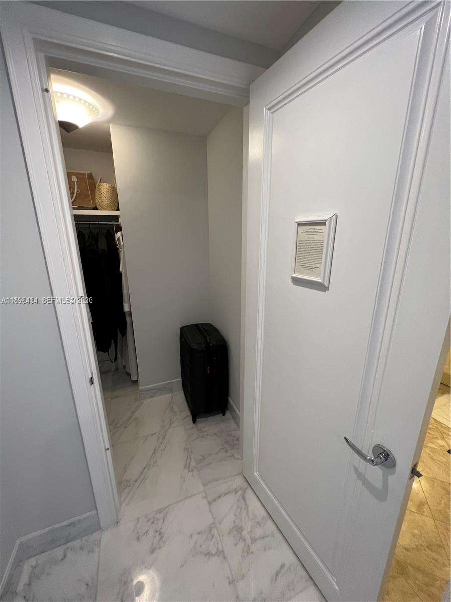 Four Seasons Residences at 1435 Brickell Ave, Miami, FL 33131 - For Rent photo 28