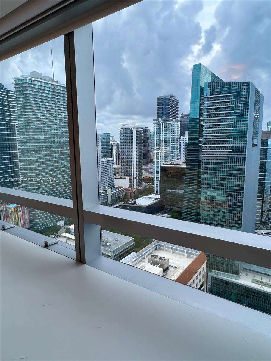 Four Seasons Residences at 1435 Brickell Ave, Miami, FL 33131 - For Rent photo 41