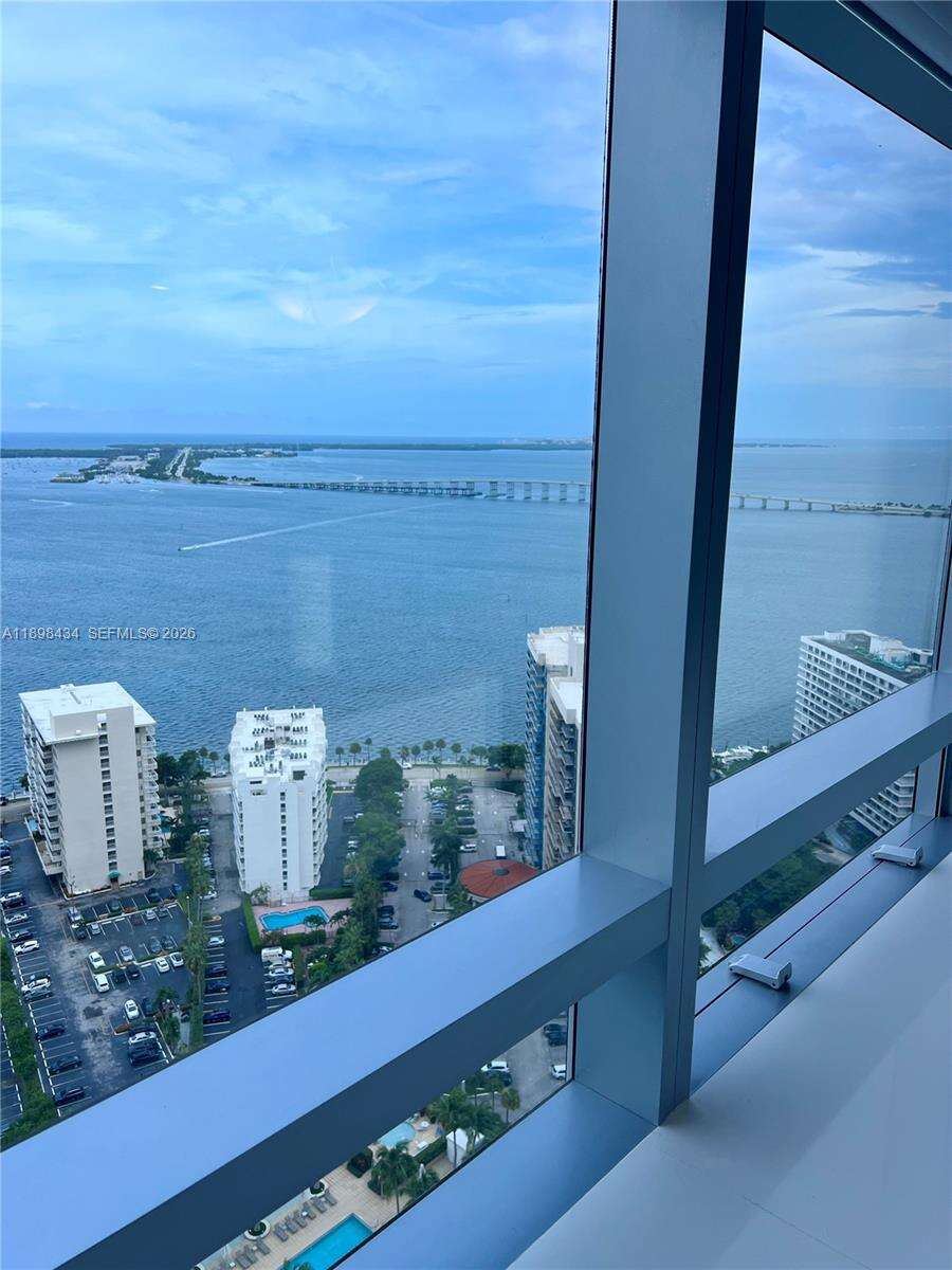 Four Seasons Residences at 1435 Brickell Ave, Miami, FL 33131 - For Rent photo 51
