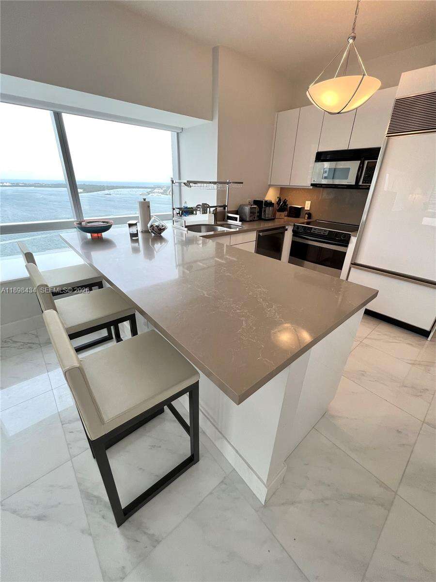 Four Seasons Residences at 1435 Brickell Ave, Miami, FL 33131 - For Rent photo 55