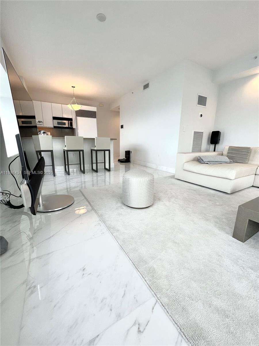 Four Seasons Residences at 1435 Brickell Ave, Miami, FL 33131 - For Rent photo 64
