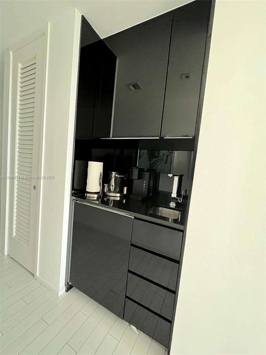 W South Beach at 2201 Collins Ave, Miami Beach, FL 33139 - For Rent photo 8