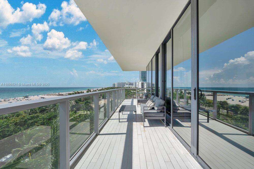 W South Beach at 2201 Collins Ave, Miami Beach, FL 33139 - For Rent photo 2