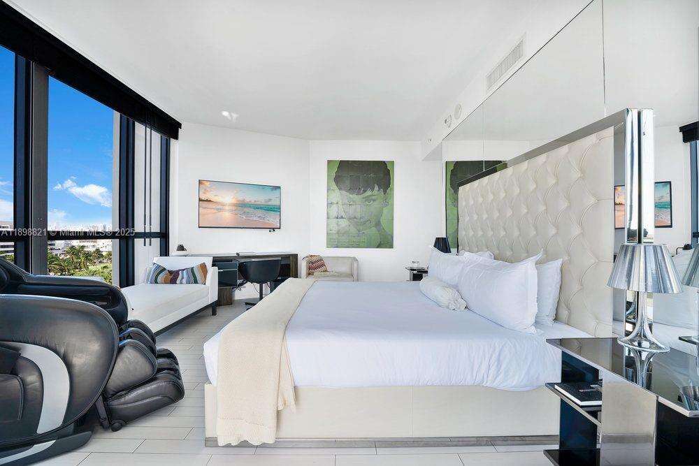 W South Beach at 2201 Collins Ave, Miami Beach, FL 33139 - For Rent photo 19