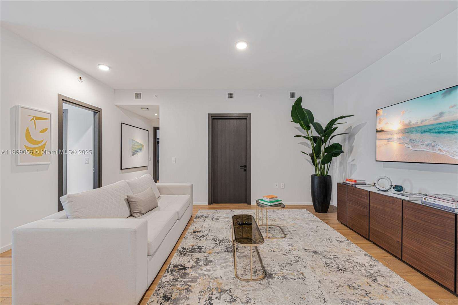 The Elser at 398 5 St, Miami, FL 33132 - For Rent photo 5