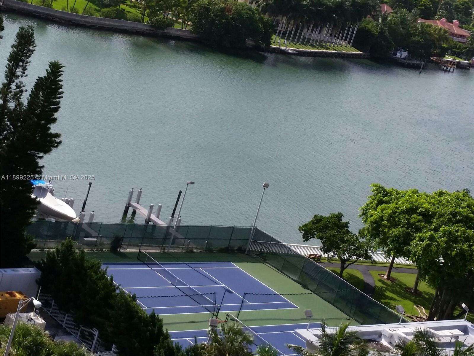 The Carriage House at 5401 Collins Ave, Miami Beach, FL 33140 - For Rent photo 6