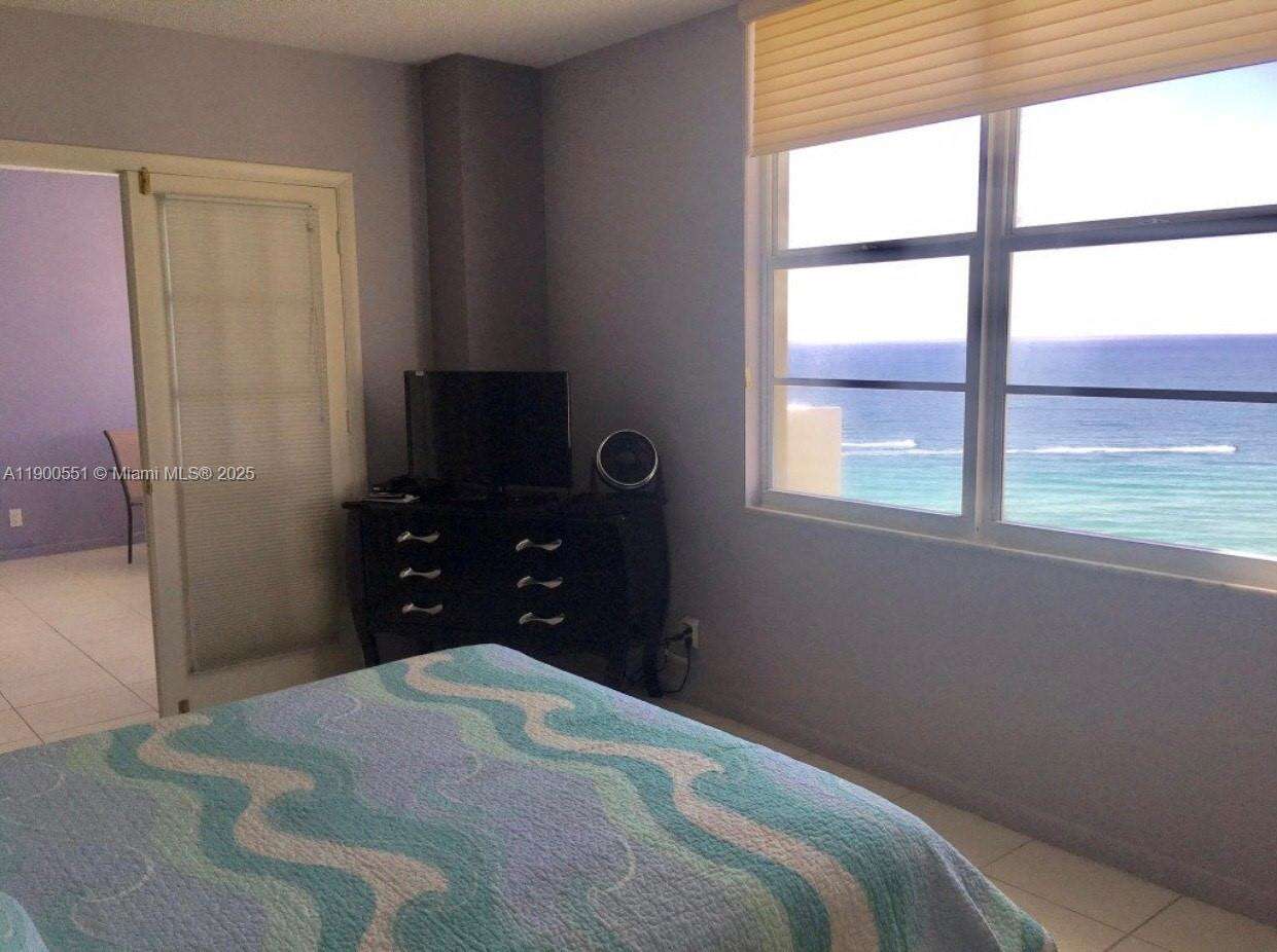 Sea Air Towers at 3725 Ocean Dr, Hollywood, FL 33019 - For Rent photo 11