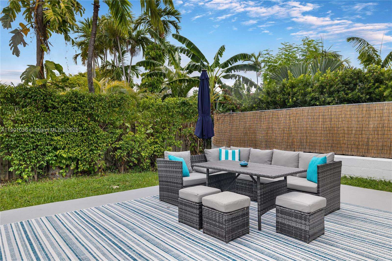 Normandy Beach 2Nd Amd Pl Condos for Sale & Rent | Picture 1