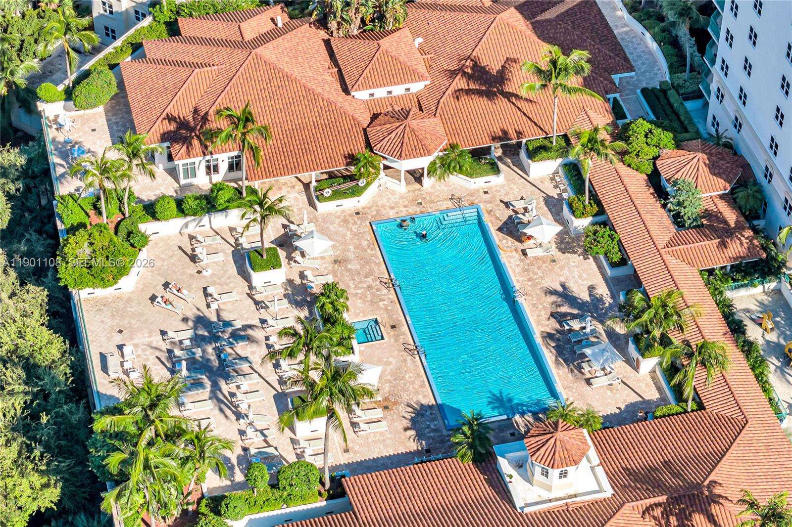 Turnberry Village South at 19900 Country Club Dr, Aventura, FL 33180 - For Rent photo 22