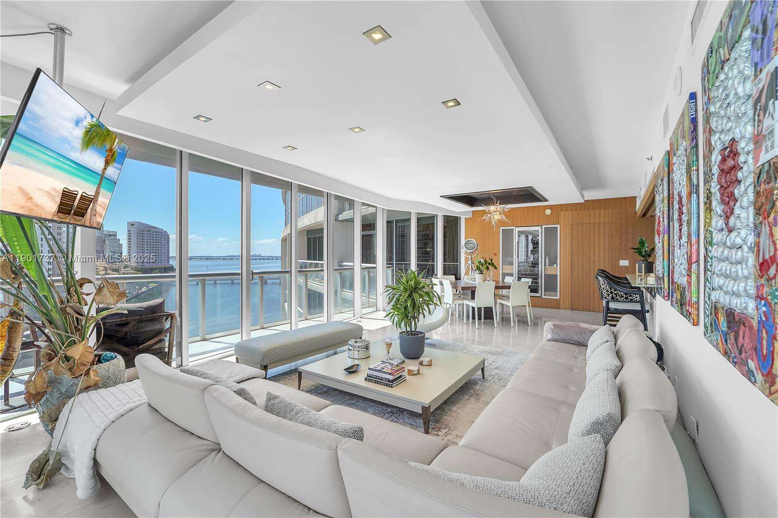 Icon Brickell 1 at 465 Brickell Ave, Miami, FL 33131 - For Rent photo 1