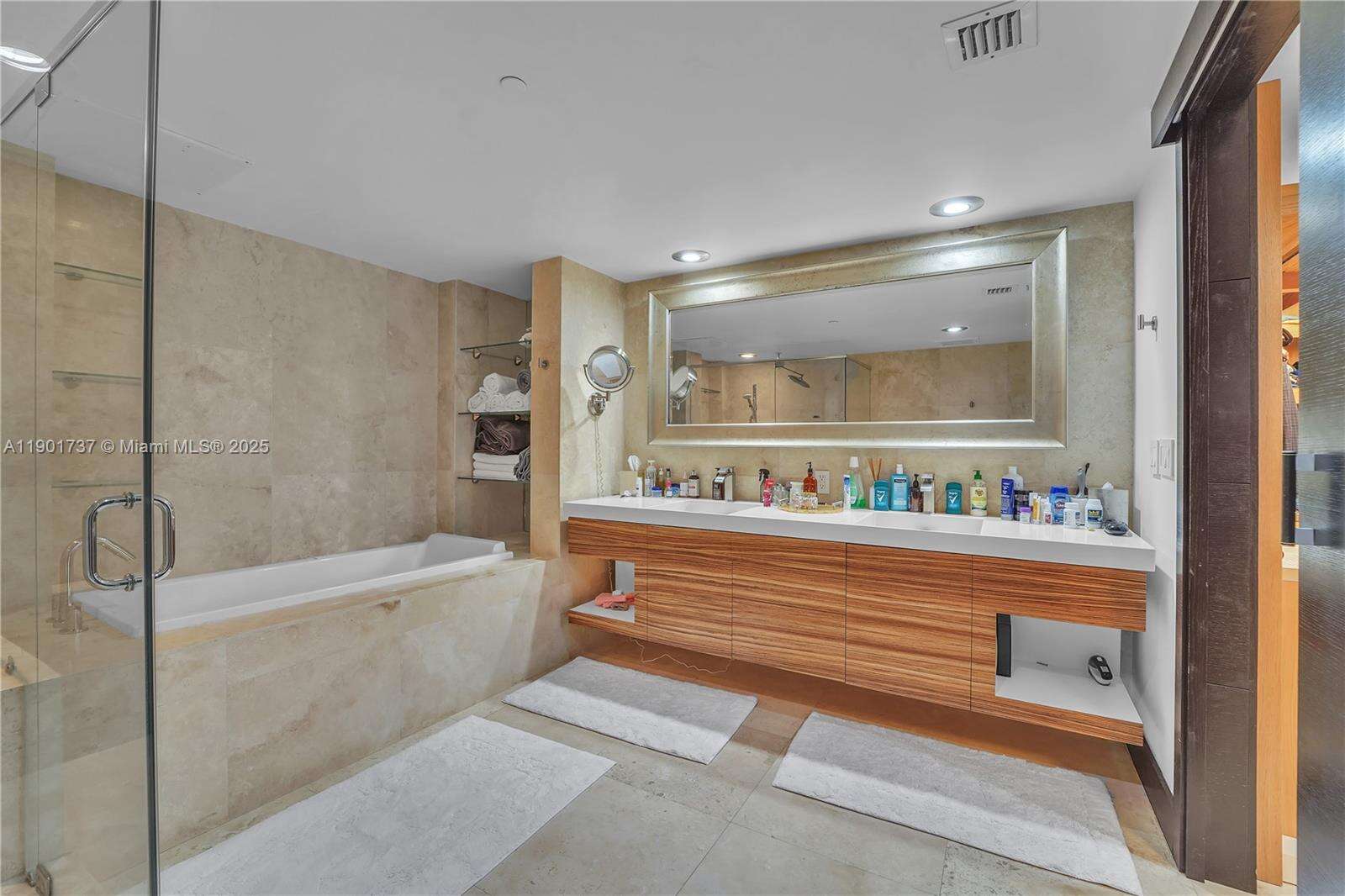 Icon Brickell 1 at 465 Brickell Ave, Miami, FL 33131 - For Rent photo 27