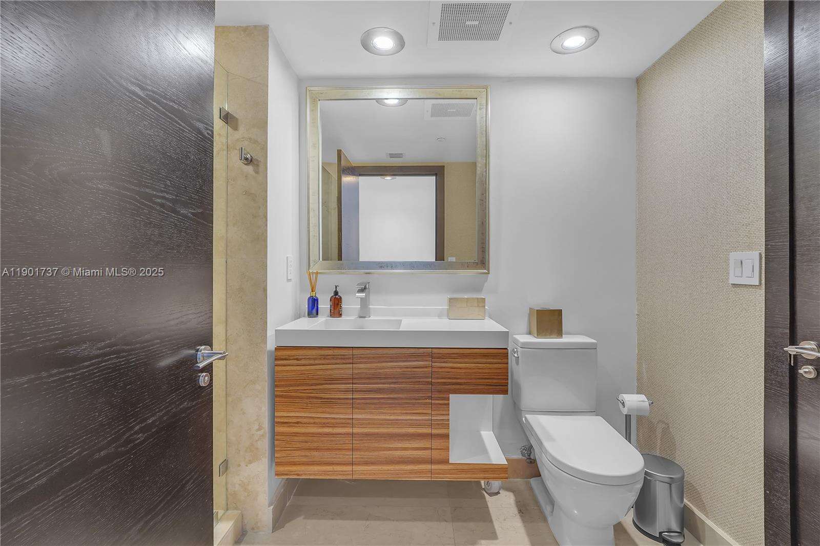 Icon Brickell 1 at 465 Brickell Ave, Miami, FL 33131 - For Rent photo 32