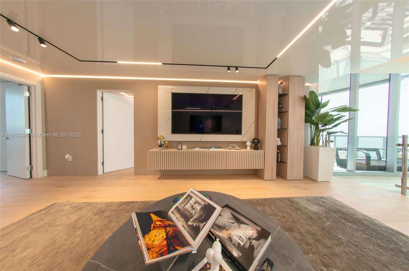 Jade Ocean at 17121 Collins Ave, Sunny Isles Beach, FL 33160 - For Rent photo 23