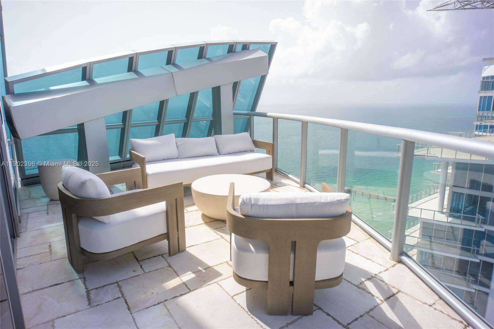 Jade Ocean at 17121 Collins Ave, Sunny Isles Beach, FL 33160 - For Rent photo 35