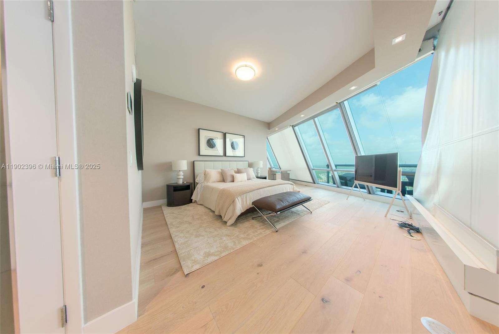 Jade Ocean at 17121 Collins Ave, Sunny Isles Beach, FL 33160 - For Rent photo 41