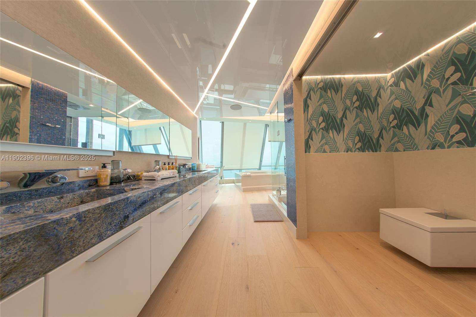 Jade Ocean at 17121 Collins Ave, Sunny Isles Beach, FL 33160 - For Rent photo 48