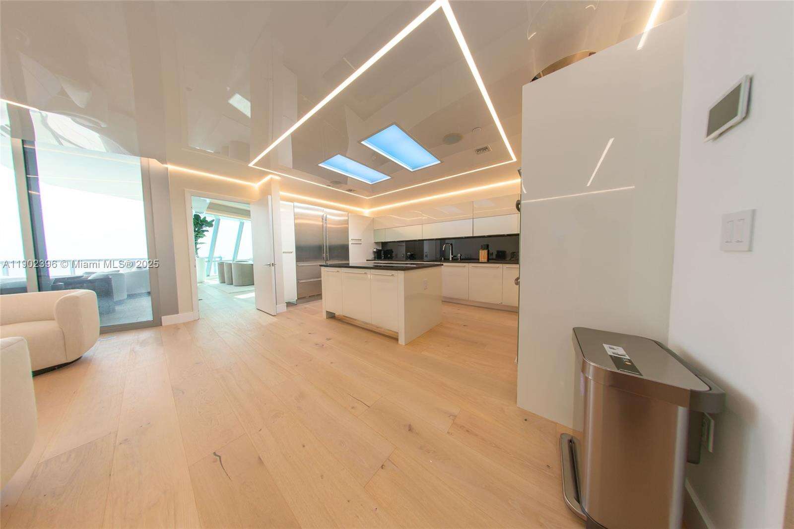 Jade Ocean at 17121 Collins Ave, Sunny Isles Beach, FL 33160 - For Rent photo 55