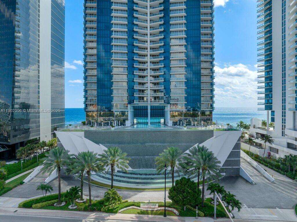 Jade Ocean at 17121 Collins Ave, Sunny Isles Beach, FL 33160 - For Rent photo 63