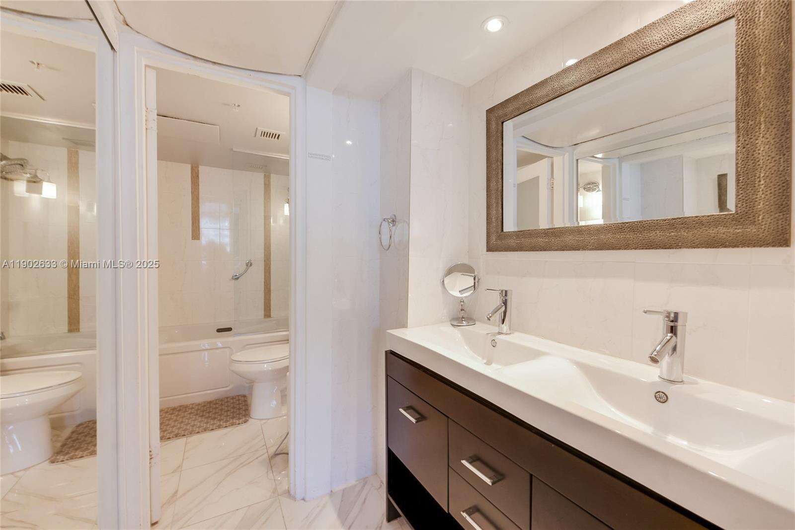 Flamingo South Beach at 1500 Bay Rd, Miami Beach, FL 33139 - For Rent photo 12