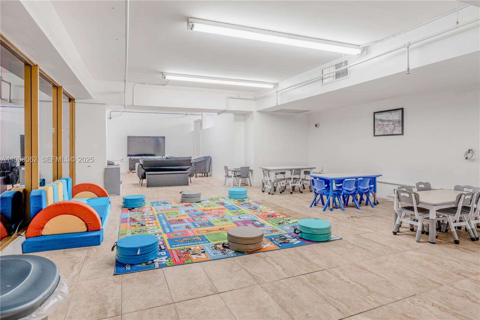 Decoplage at 100 Lincoln Rd, Miami Beach, FL 33139 - For Rent photo 47