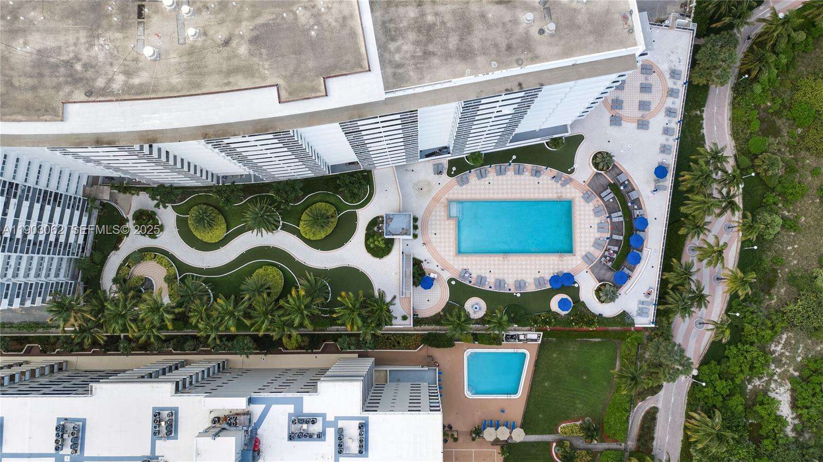 Decoplage at 100 Lincoln Rd, Miami Beach, FL 33139 - For Rent photo 56