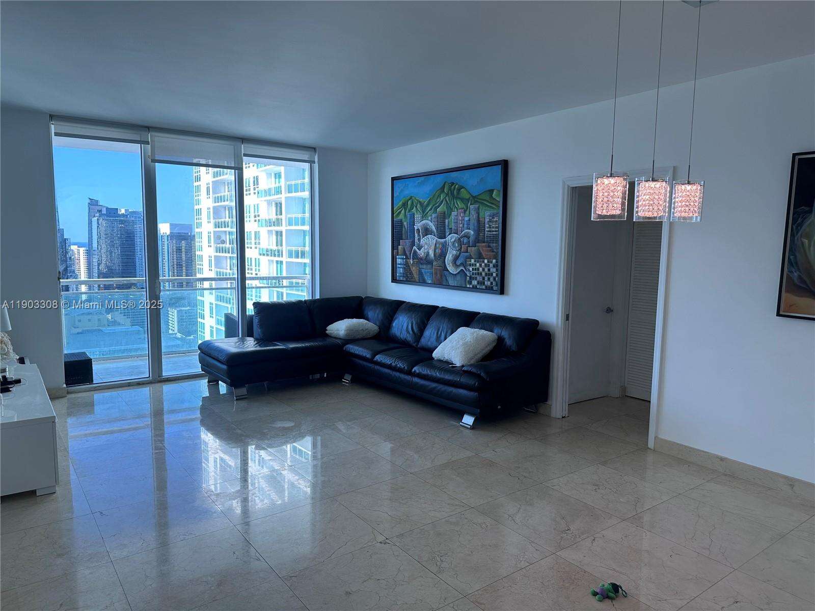 The Plaza On Brickell East at 950 Brickell Bay Dr, Miami, FL 33131 - For Rent photo 14