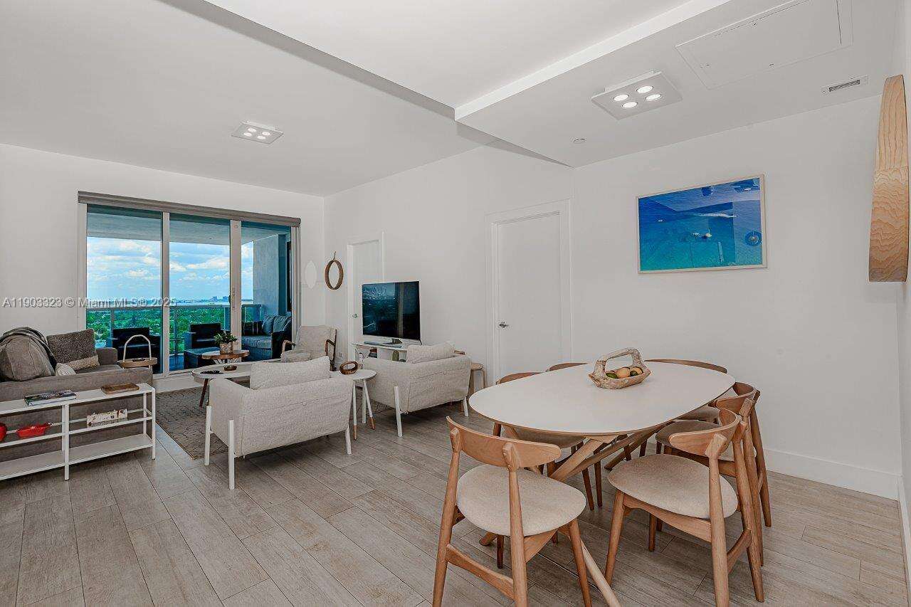 Roney Palace at 2301 Collins Ave, Miami Beach, FL 33139 - For Rent photo 1
