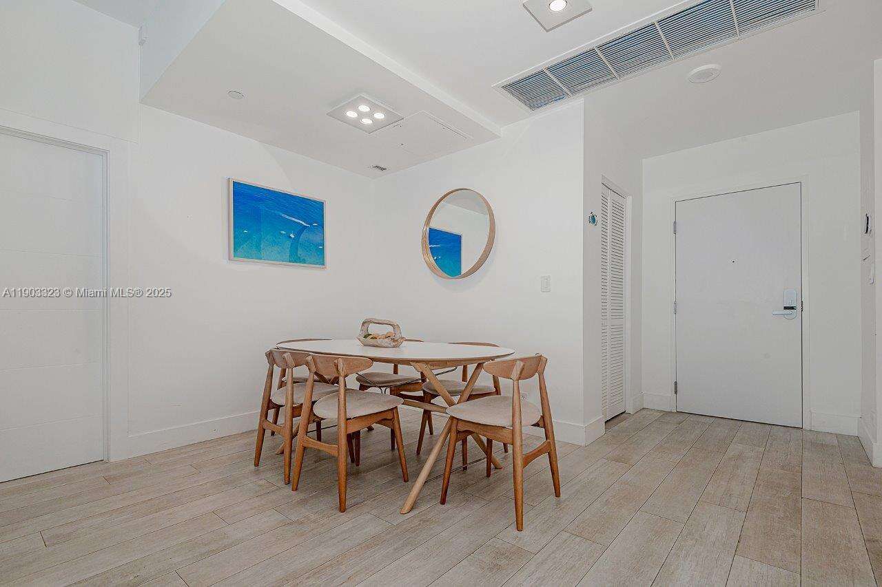 Roney Palace at 2301 Collins Ave, Miami Beach, FL 33139 - For Rent photo 5