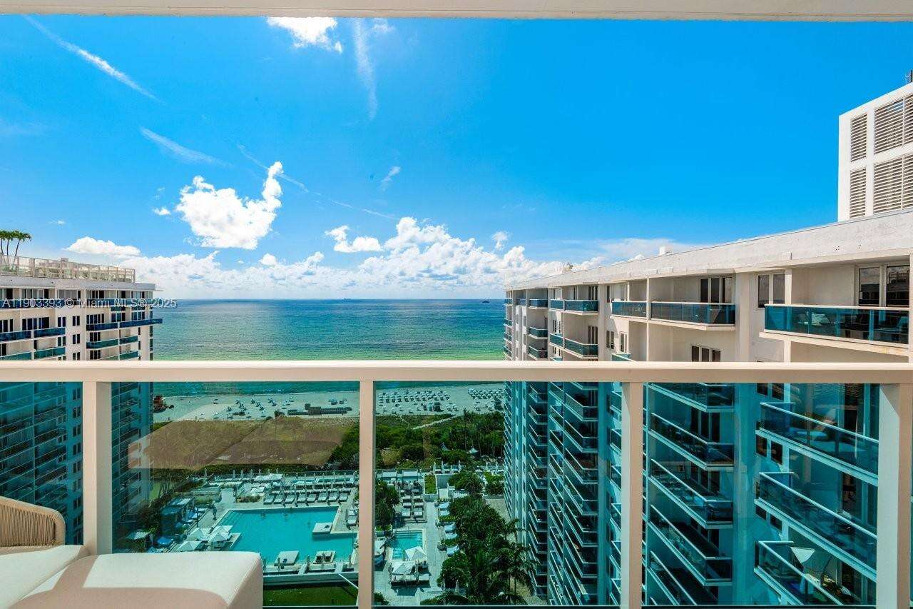 Roney Palace at 2301 Collins Ave, Miami Beach, FL 33139 - For Rent photo 25