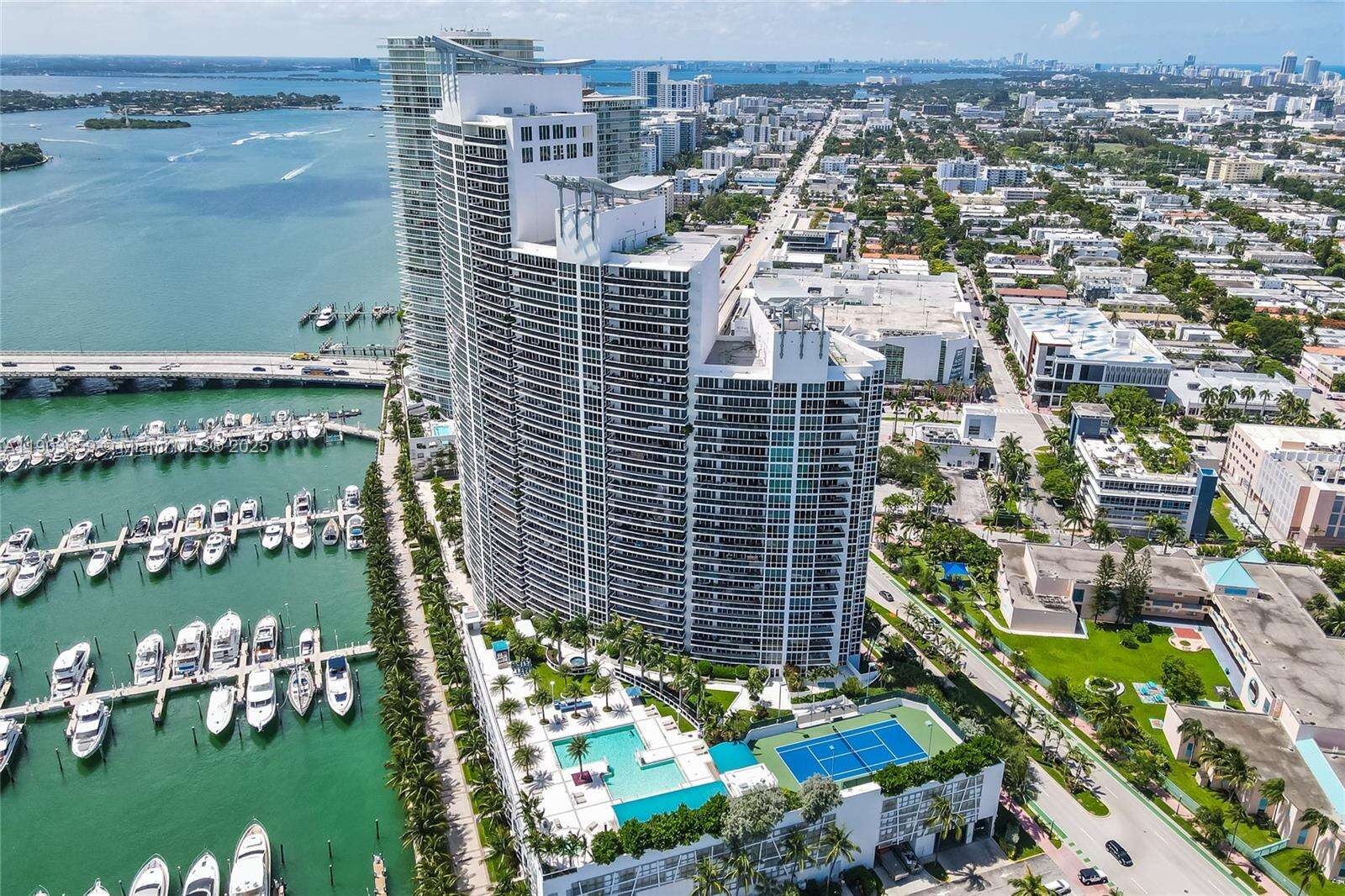 Murano Grande at 400 Alton Rd, Miami Beach, FL 33139 - For Rent photo 1