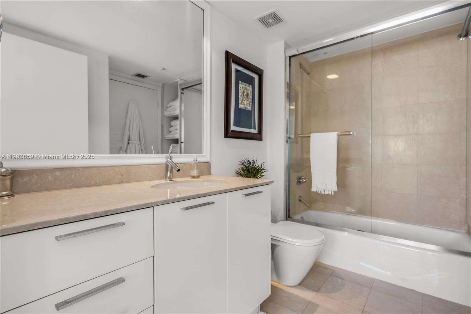 Murano Grande at 400 Alton Rd, Miami Beach, FL 33139 - For Rent photo 30