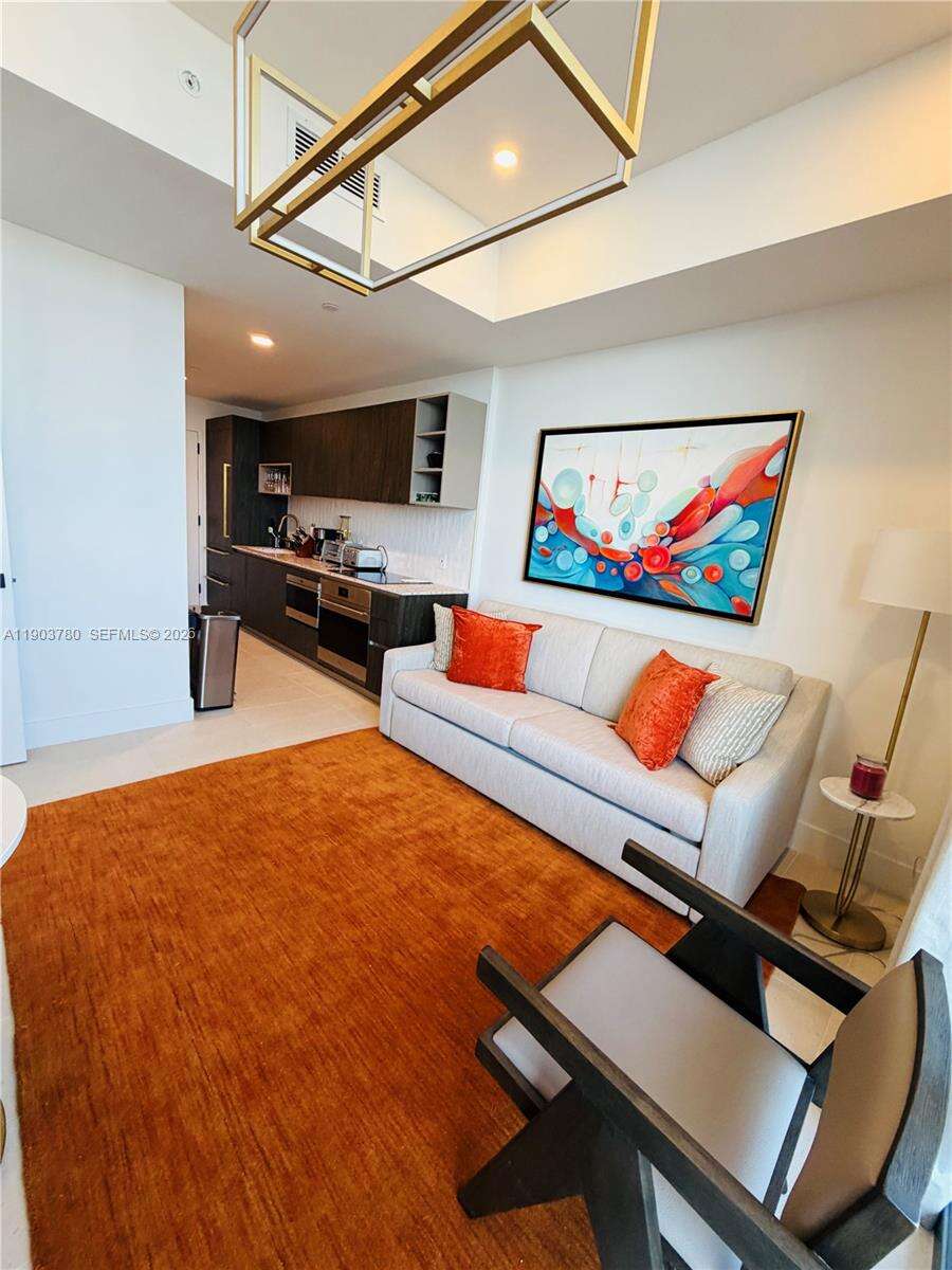 Natiivo | Gale Miami at 159 6 St, Miami, FL 33132 - For Rent photo 12