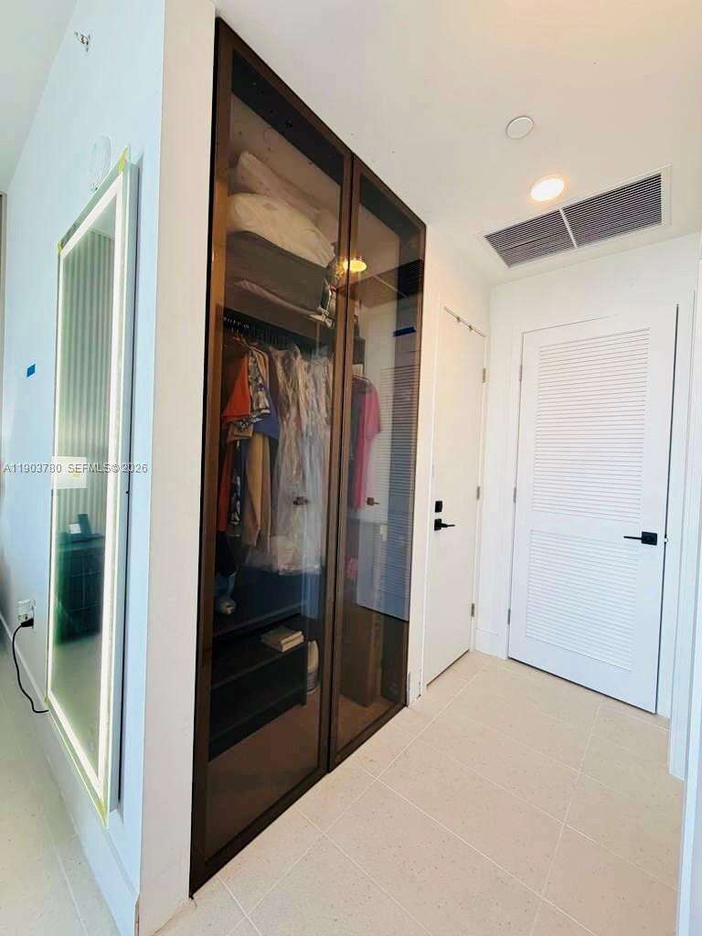 Natiivo | Gale Miami at 159 6 St, Miami, FL 33132 - For Rent photo 19