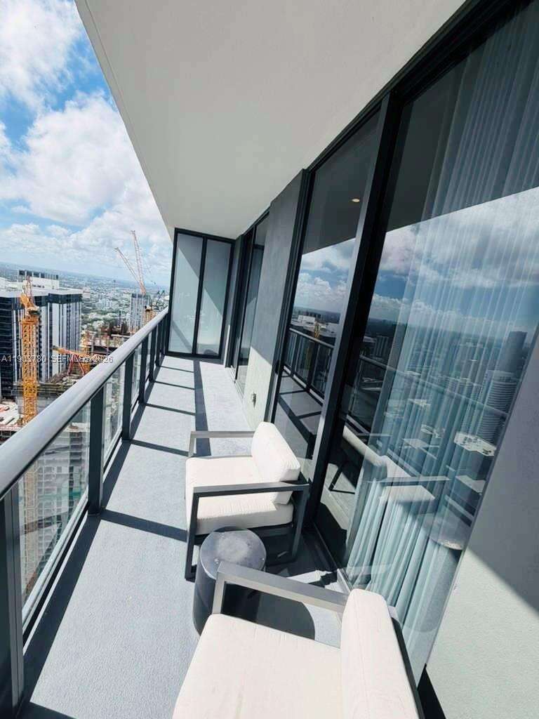 Natiivo | Gale Miami at 159 6 St, Miami, FL 33132 - For Rent photo 27